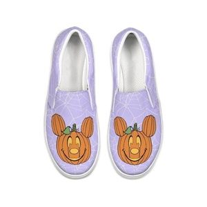 NEW Women’s Mickey Mouse Pumpkin Slip-ons – Sz10